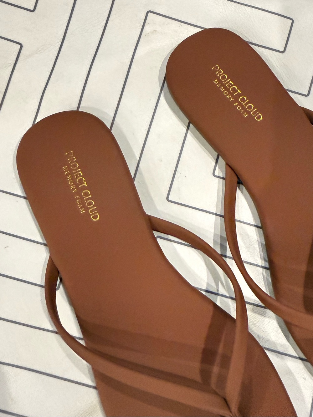 Project Cloud Brown Sandals - Picture 3 of 9